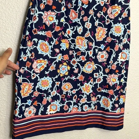 Talbots Petites Women's Size P Effortless Jersey Shift Dress in Stitched Floral - Picture 5 of 10